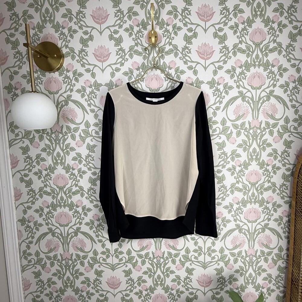Diane von Fustenberg Beige and Black 100% Silk Louisa Blouse - Size - 6